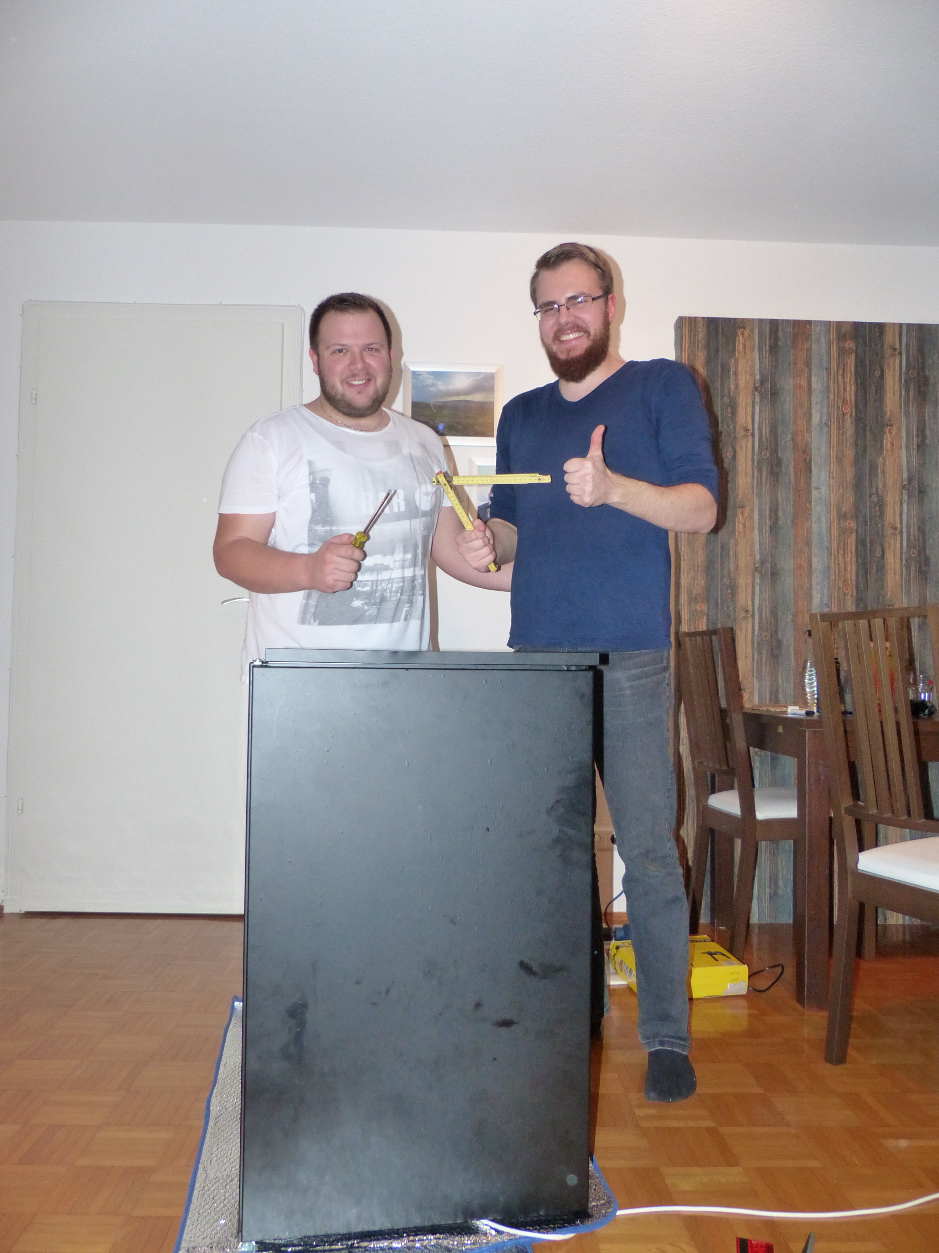 Kühlschrank selbstgezapft selber bauen Folie Zapfanlage Guinness Schwarz
